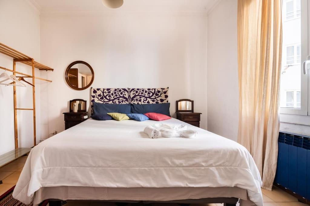 Gaudi 51 Apartment Barcelona Luaran gambar